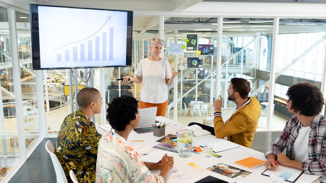 Erfolgreiches Jahresende Teil 6: Kommunikation und Kunden